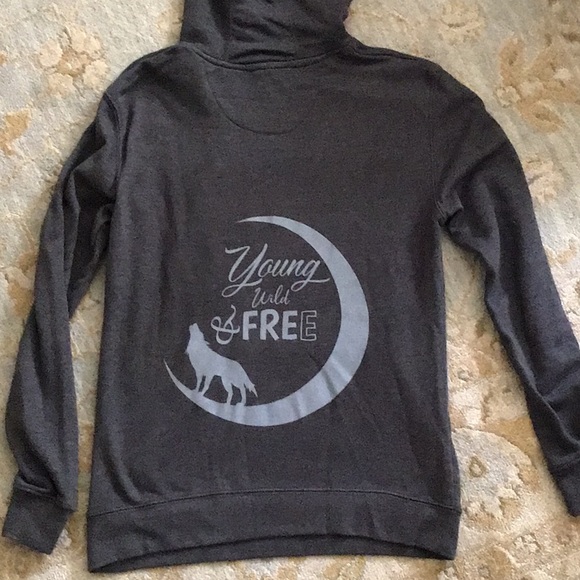 Boys Gray Hooded Sweatshirt Size Medium - Picture 1 of 5